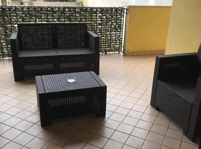 Affittacamere Casa Di Marzio 3*